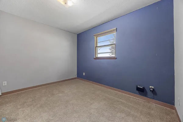 $615,000 | 512 2nd Street Northwest, Lamoure, ND 58458