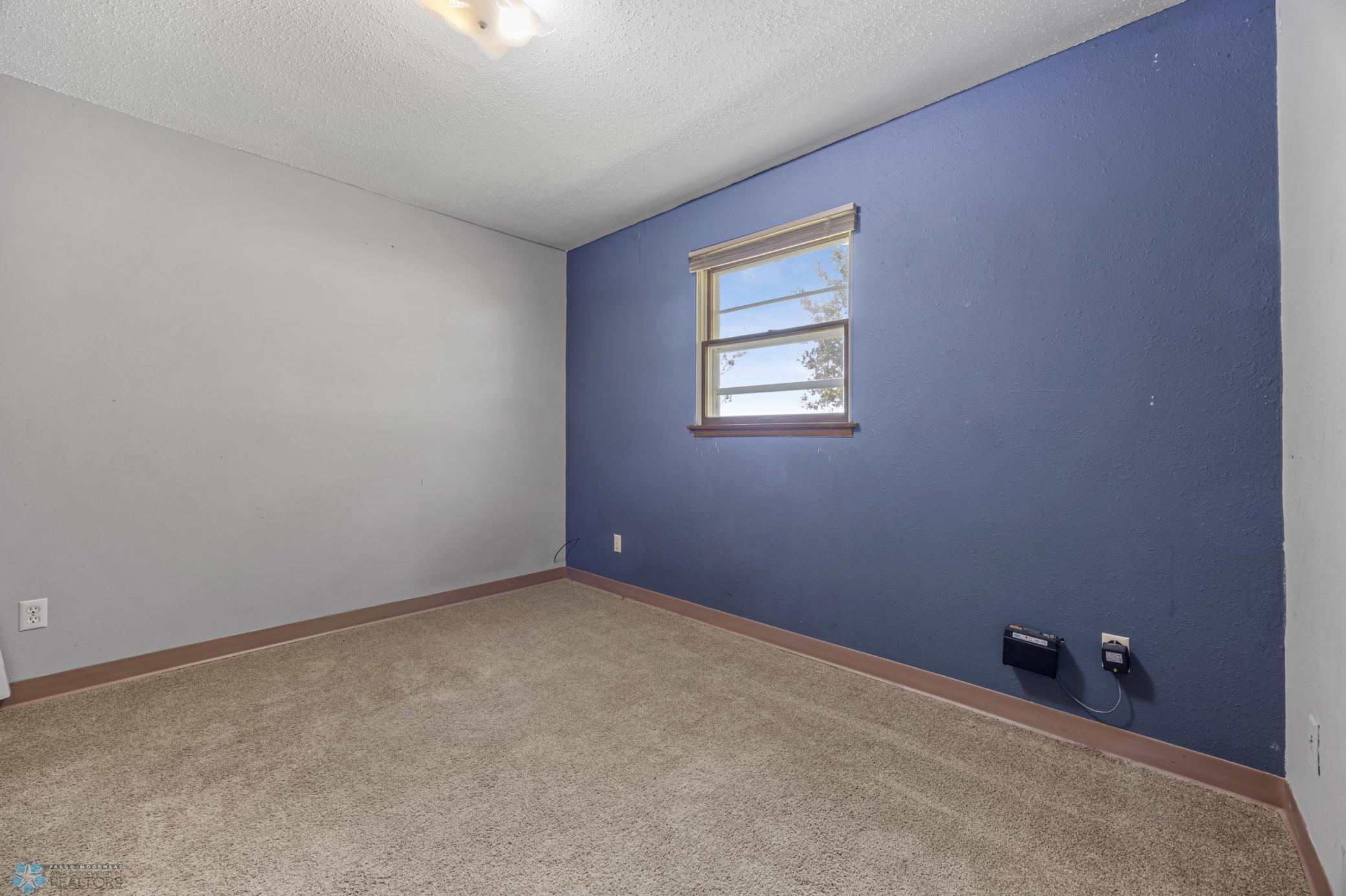 512 2nd Street Northwest Lamoure, ND 58458 - Photo 19 of 29