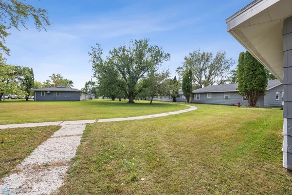 $615,000 | 512 2nd Street Northwest, Lamoure, ND 58458