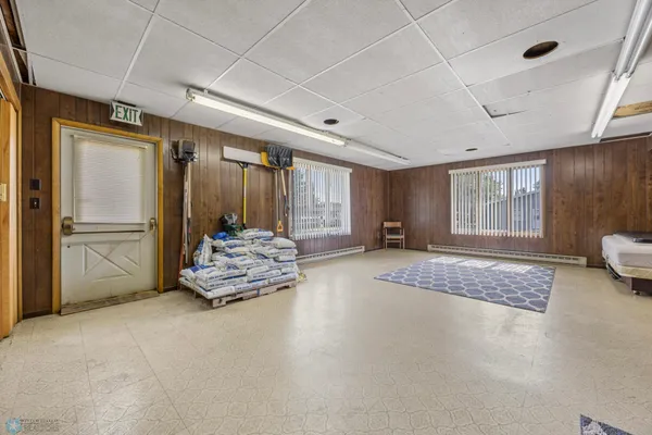 $615,000 | 512 2nd Street Northwest, Lamoure, ND 58458