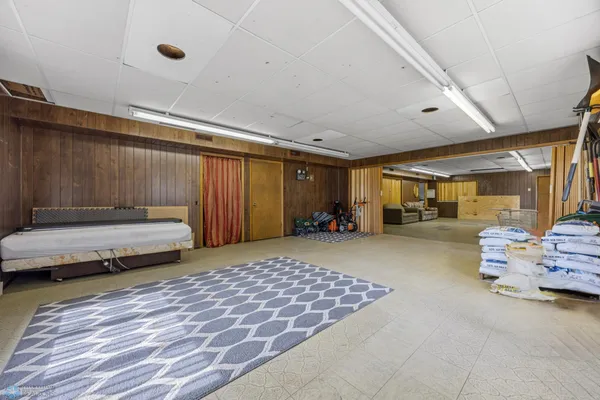 $615,000 | 512 2nd Street Northwest, Lamoure, ND 58458