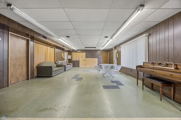 $615,000 | 512 2nd Street Northwest, Lamoure, ND 58458