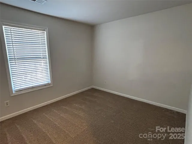 $1,650 | 938 Plaza Walk Drive, Charlotte, NC 28215