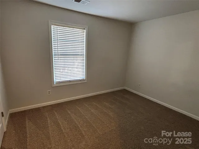 $1,650 | 938 Plaza Walk Drive, Charlotte, NC 28215