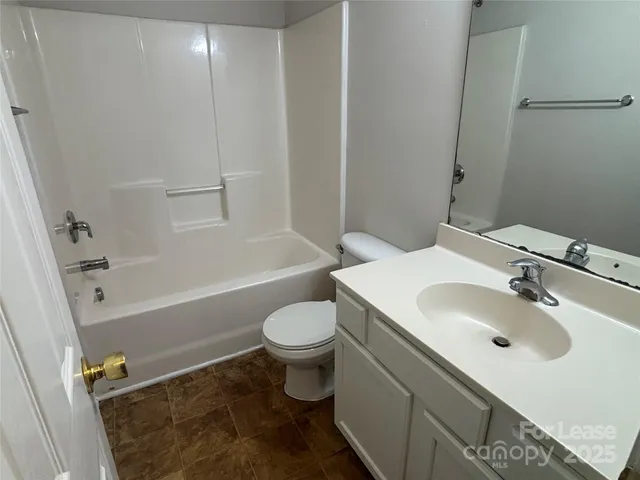 $1,650 | 938 Plaza Walk Drive, Charlotte, NC 28215