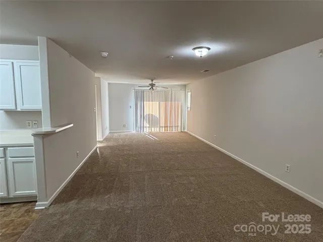 $1,650 | 938 Plaza Walk Drive, Charlotte, NC 28215