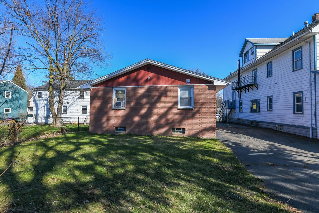 281 Ellison Street Rochester, NY 14609 - Photo 25 of 26 Back of house