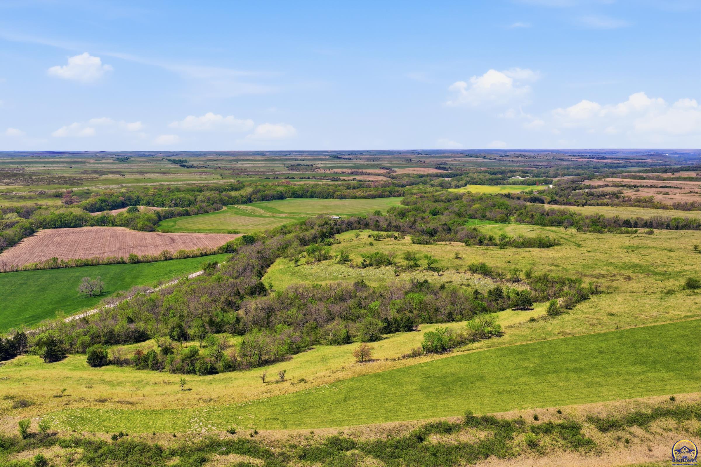 22507 Hessdale Road Alma, KS 66401 - Photo 13 of 72