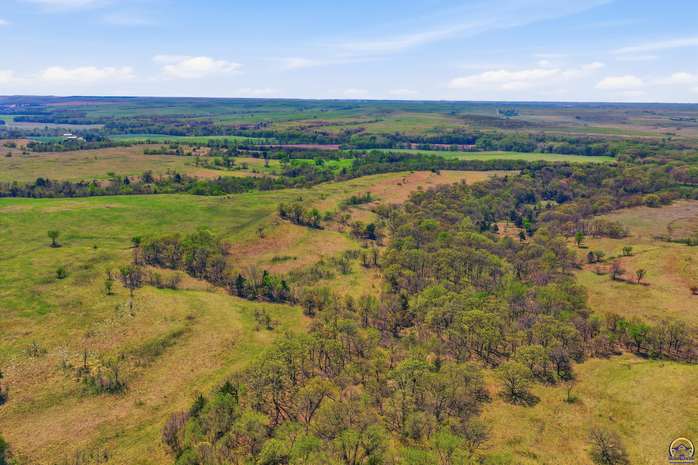 22507 Hessdale Road Alma, KS 66401 - Photo 17 of 72