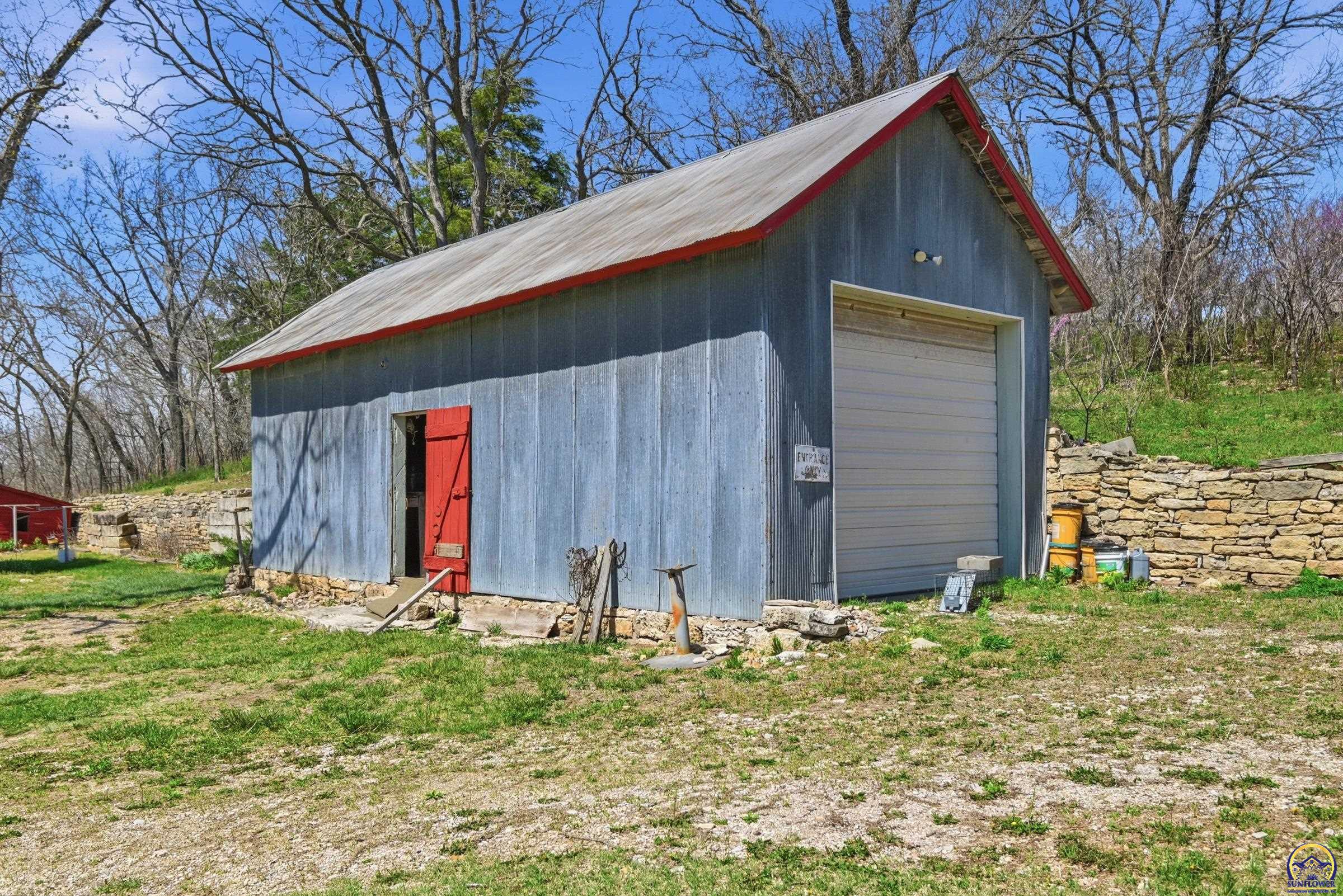 22507 Hessdale Road Alma, KS 66401 - Photo 29 of 72