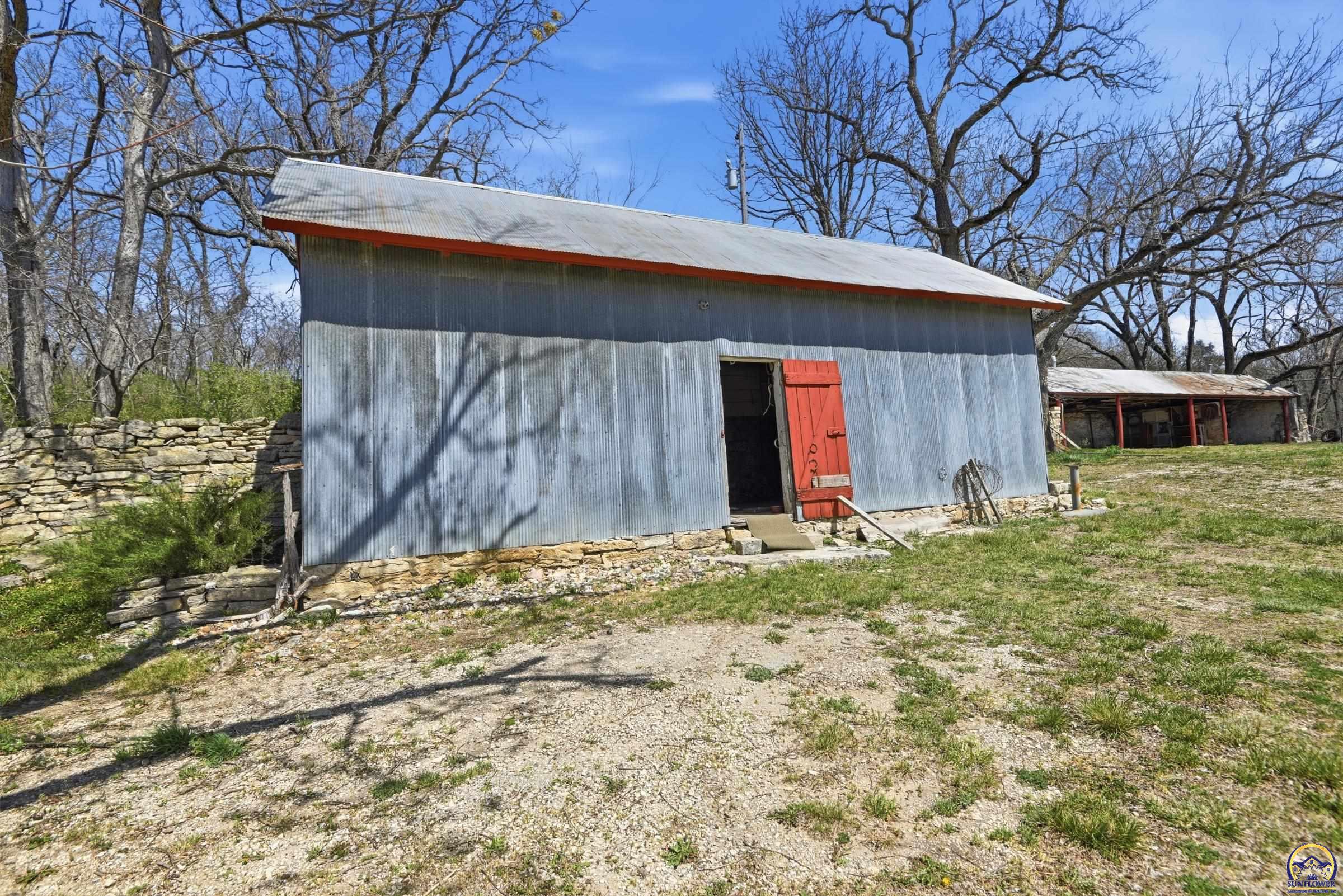 22507 Hessdale Road Alma, KS 66401 - Photo 31 of 72