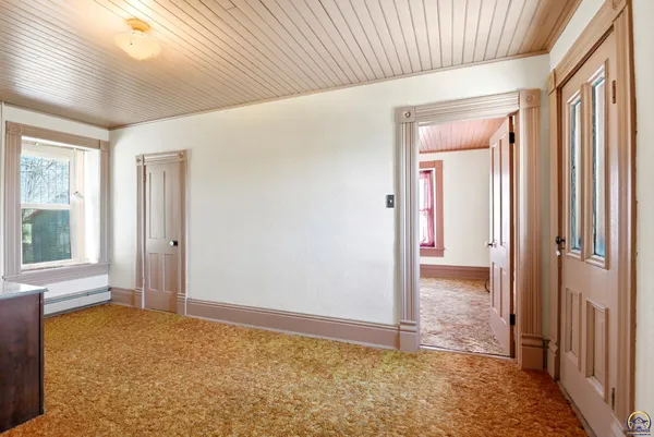 $2,200,000 | 22507 Hessdale Road, Alma, KS 66401