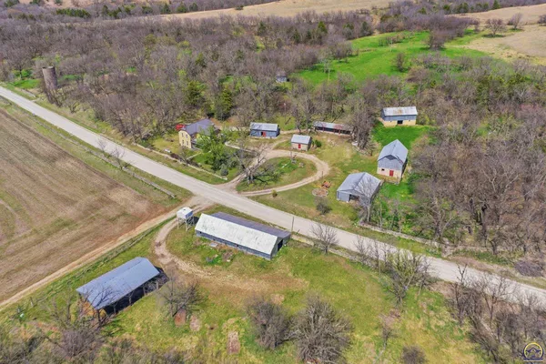 $2,200,000 | 22507 Hessdale Road, Alma, KS 66401