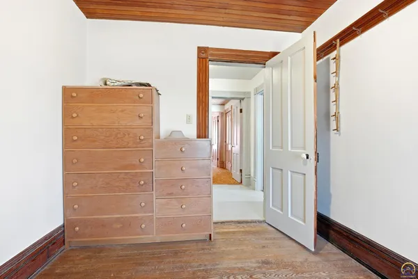 $2,200,000 | 22507 Hessdale Road, Alma, KS 66401