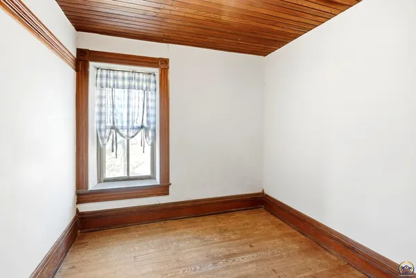 $2,200,000 | 22507 Hessdale Road, Alma, KS 66401