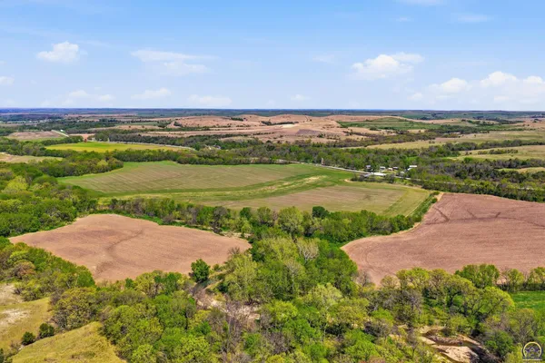 $2,200,000 | 22507 Hessdale Road, Alma, KS 66401