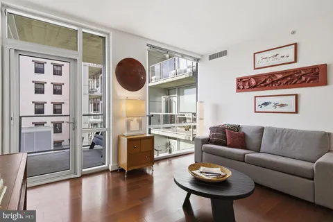 $535,000 | 6820 Wisconsin Avenue, Unit 4008, Bethesda, MD 20815