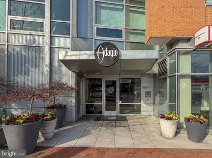 $535,000 | 6820 Wisconsin Avenue, Unit 4008, Bethesda, MD 20815