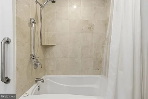 $535,000 | 6820 Wisconsin Avenue, Unit 4008, Bethesda, MD 20815
