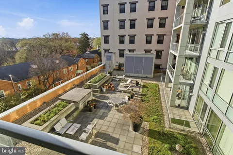 $535,000 | 6820 Wisconsin Avenue, Unit 4008, Bethesda, MD 20815