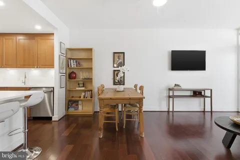 $535,000 | 6820 Wisconsin Avenue, Unit 4008, Bethesda, MD 20815