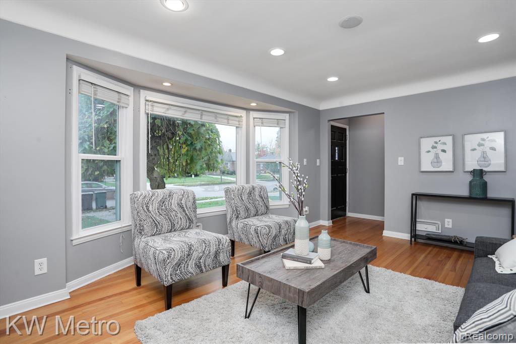 1108 West 12 Mile Road Royal Oak, MI 48073 - Photo 5 of 28
