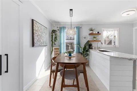 $295,000 | 8515 West 69th Terrace, Overland Park, KS 66204