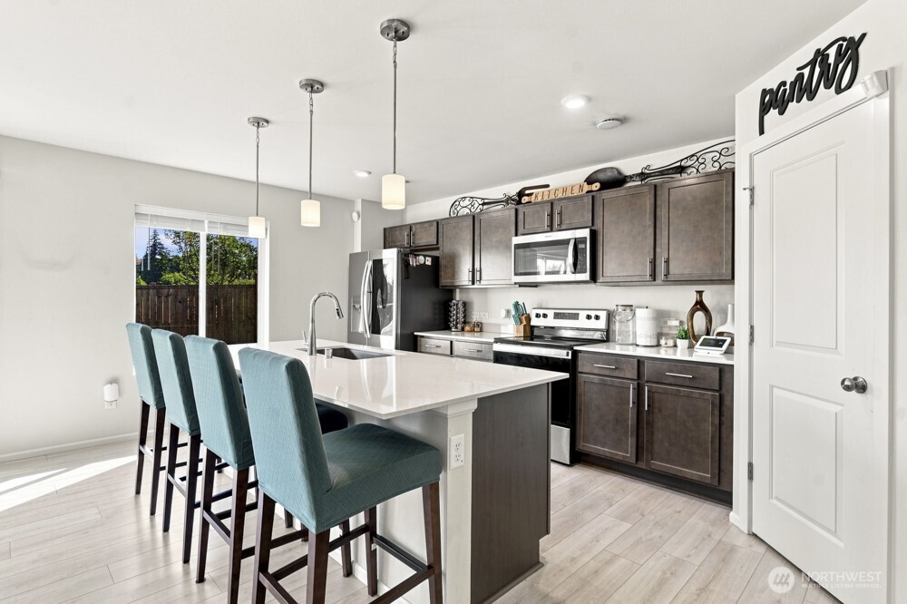 15057 Iverson Road Southeast Yelm, WA 98597 - Photo 17 of 39 Gallery Image 17
