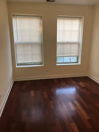 $1,700 | 3553 West Ainslie Street, Unit 3, Chicago, IL 60625