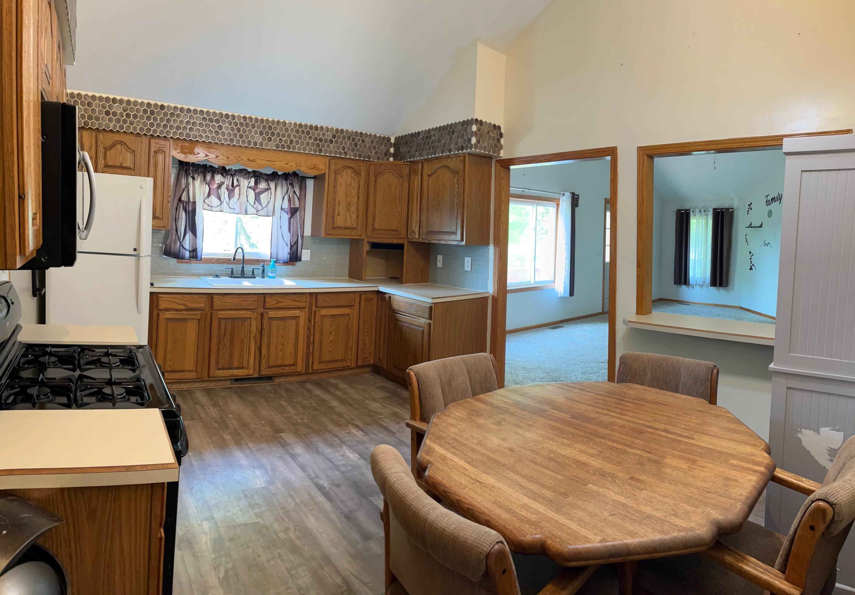 2290 Dale Road Beaverton, MI 48612 - Photo 10 of 24