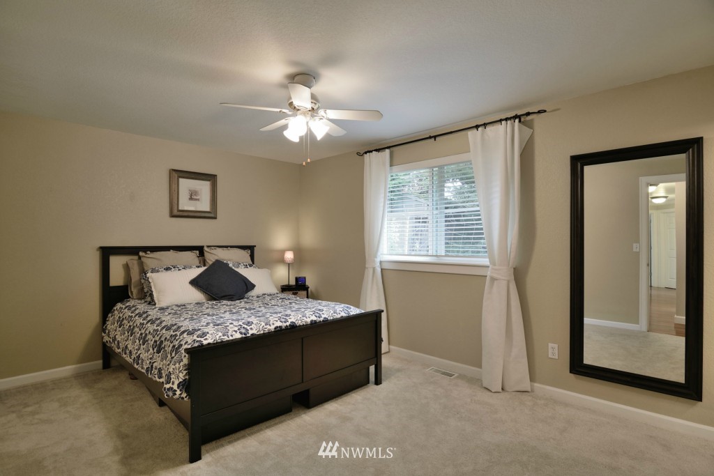 2208 178th Street Southeast Bothell, WA 98012 - Photo 6 of 25