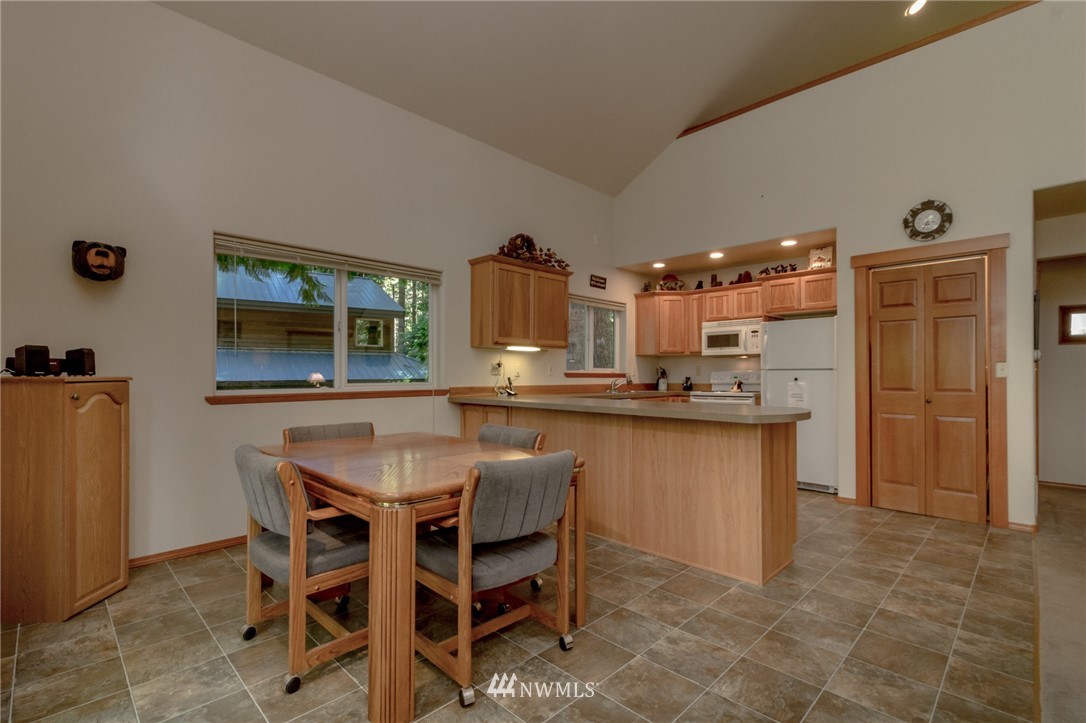 3161 Via Kachess Road Easton, WA 98925 - Photo 9 of 25 Gallery Image 9