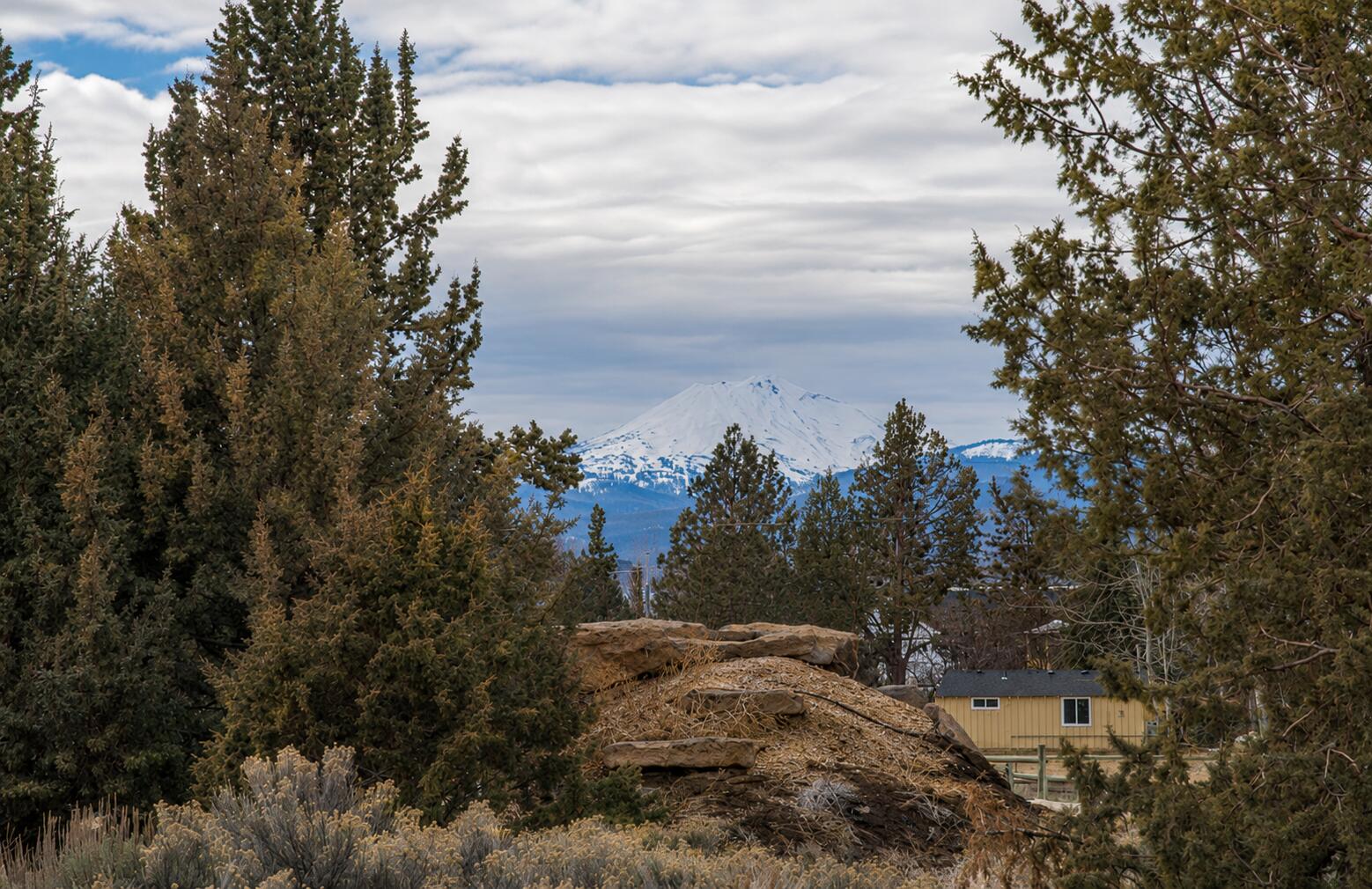 62705 Hamby Road Bend, OR 97701 - Photo 45 of 49 a view of a city