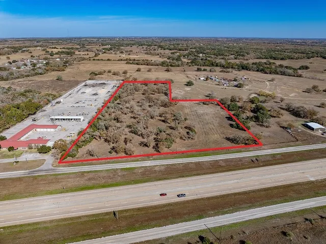 $765,000 | 71 By- Feeder Road, La Grange, TX 78945