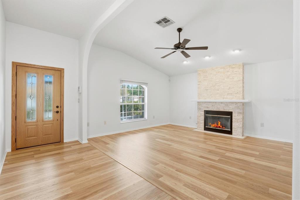 1436 Watermill Circle Tarpon Springs, FL 34689 - Photo 2 of 20