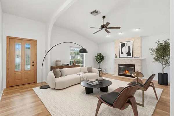 $2,800 | 1436 Watermill Circle, Tarpon Springs, FL 34689