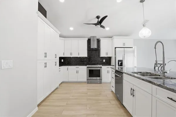 $2,800 | 1436 Watermill Circle, Tarpon Springs, FL 34689