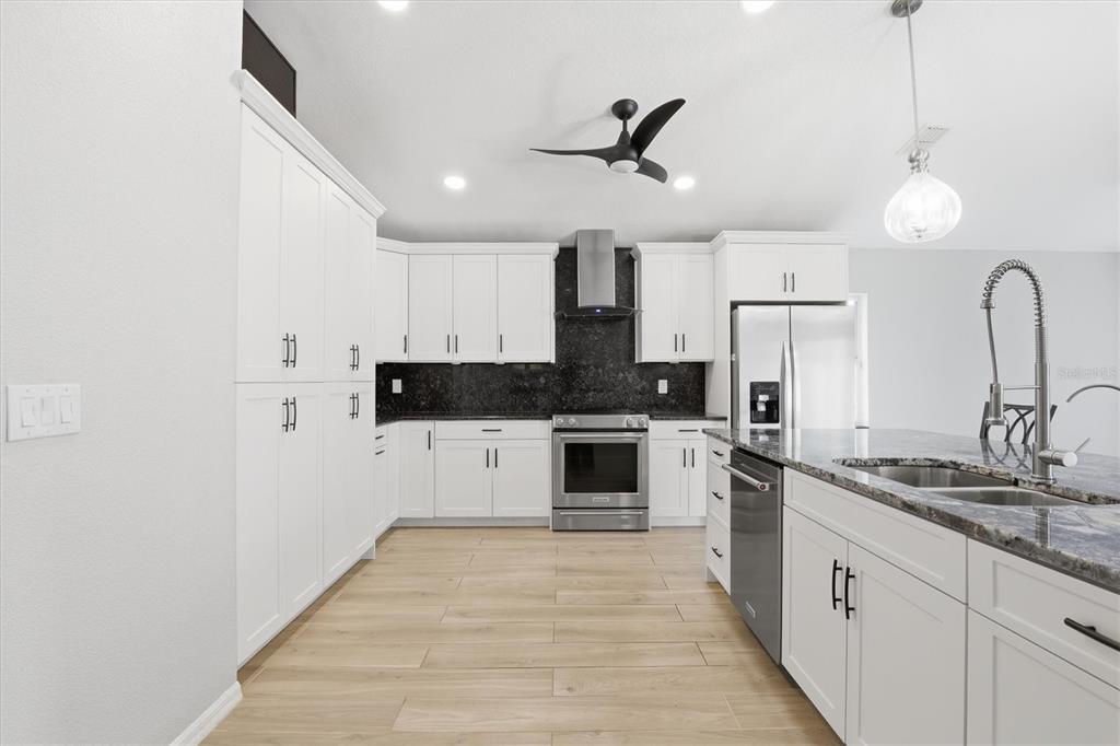 1436 Watermill Circle Tarpon Springs, FL 34689 - Photo 8 of 20