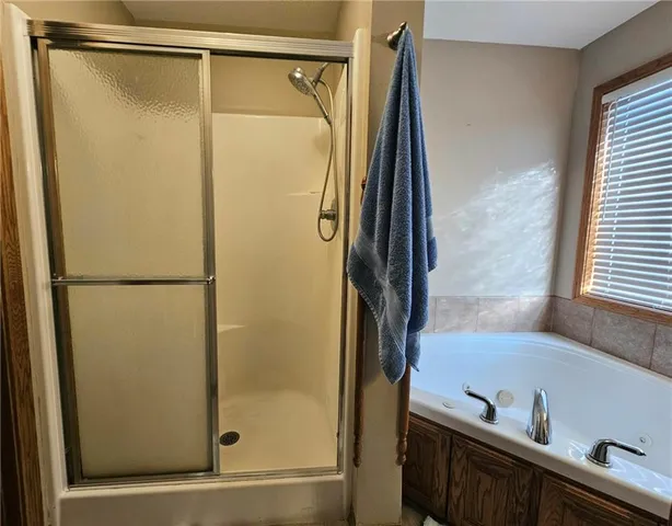 $365,000 | 1918 Windsor Drive, Pittsburg, KS 66762