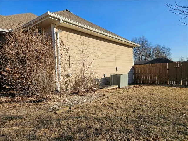 $365,000 | 1918 Windsor Drive, Pittsburg, KS 66762