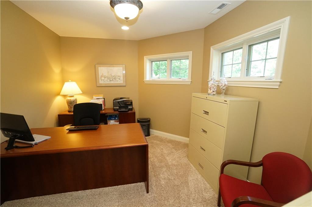 6528 Travis Road Greenwood, IN 46143 - Photo 34 of 35 Gallery Image 34