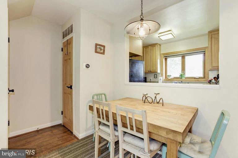 5320 Pooks Hill Road, Unit 30553 Bethesda, MD 20814 - Photo 5 of 12