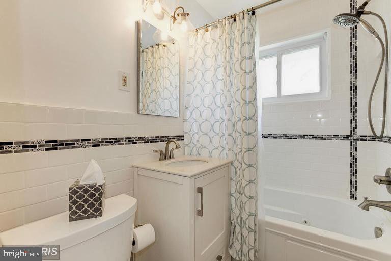 5320 Pooks Hill Road, Unit 30553 Bethesda, MD 20814 - Photo 8 of 12