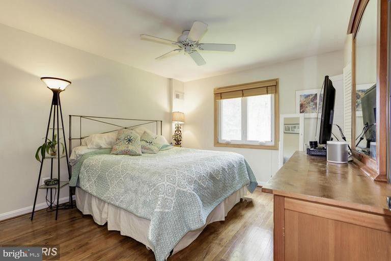 5320 Pooks Hill Road, Unit 30553 Bethesda, MD 20814 - Photo 10 of 12