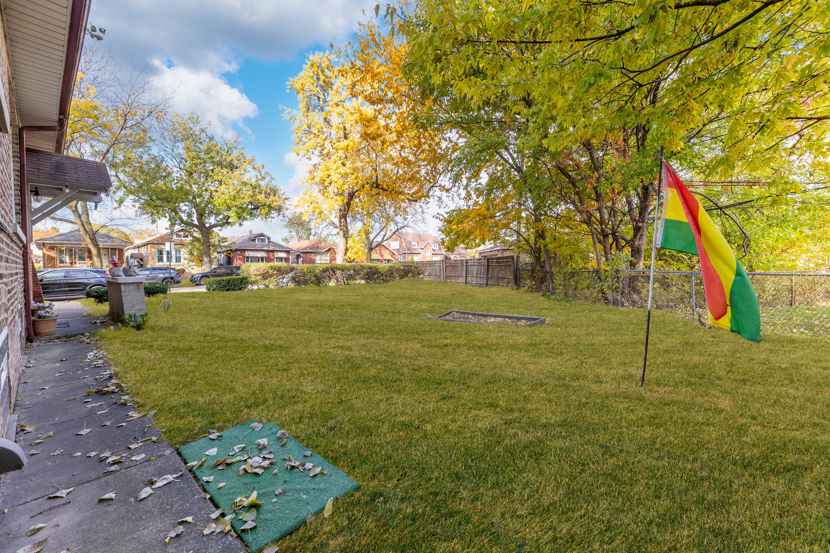 8129 South Cornell Avenue Chicago, IL 60617 - Photo 11 of 16 a view of a park