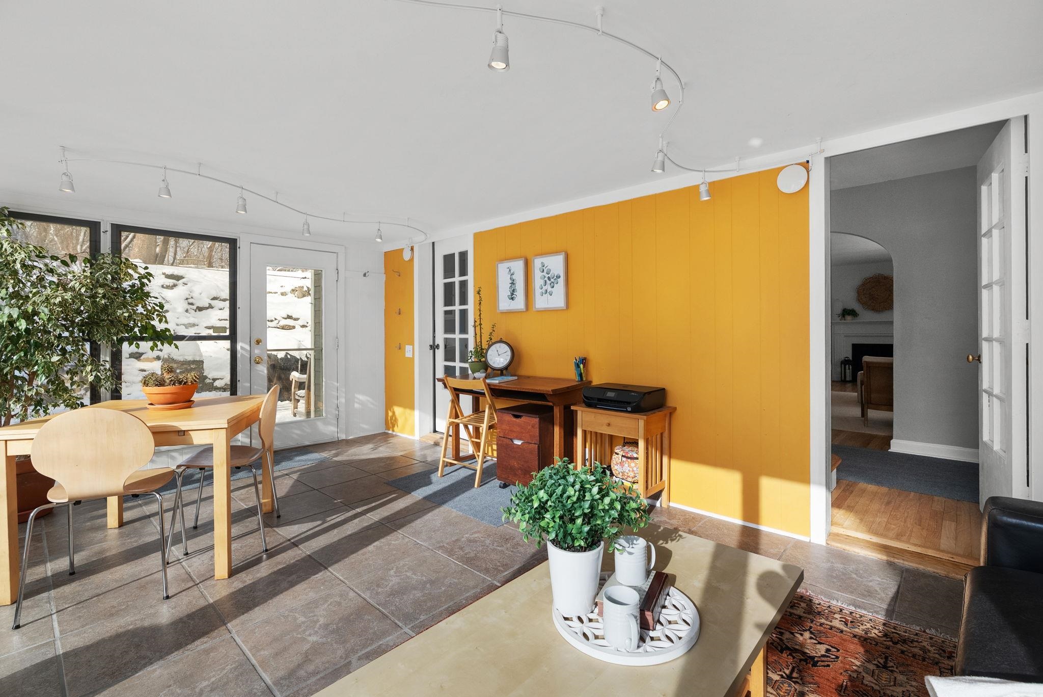 202 Shepard Terrace Madison, WI 53705 - Photo 12 of 54