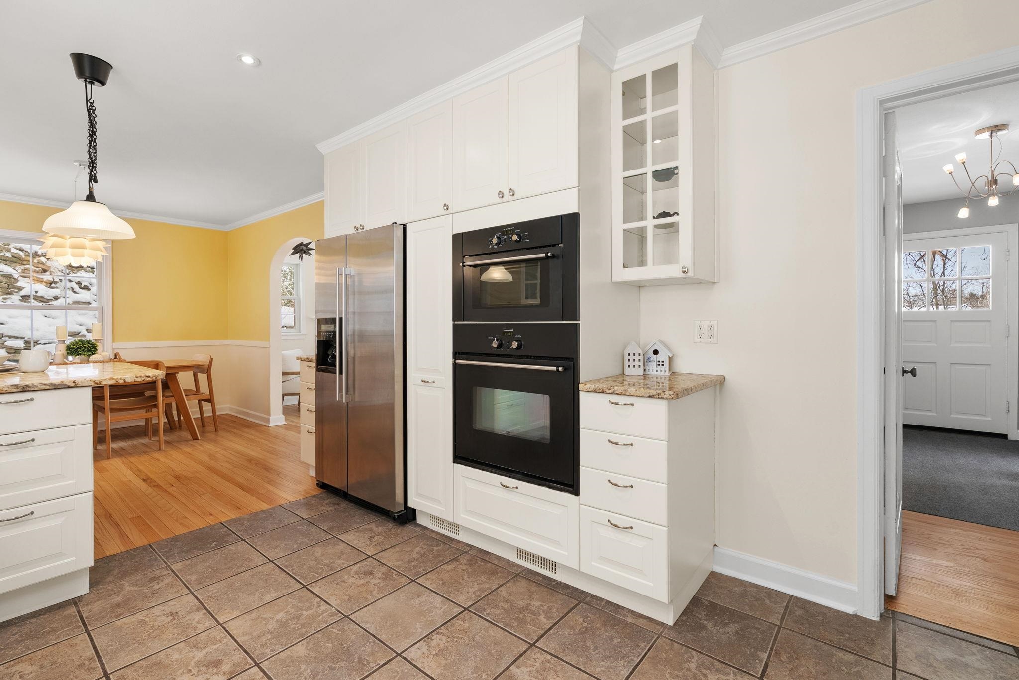 202 Shepard Terrace Madison, WI 53705 - Photo 15 of 54