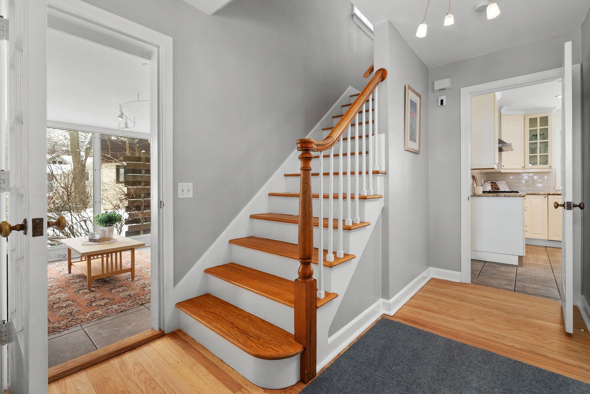 202 Shepard Terrace Madison, WI 53705 - Photo 9 of 54