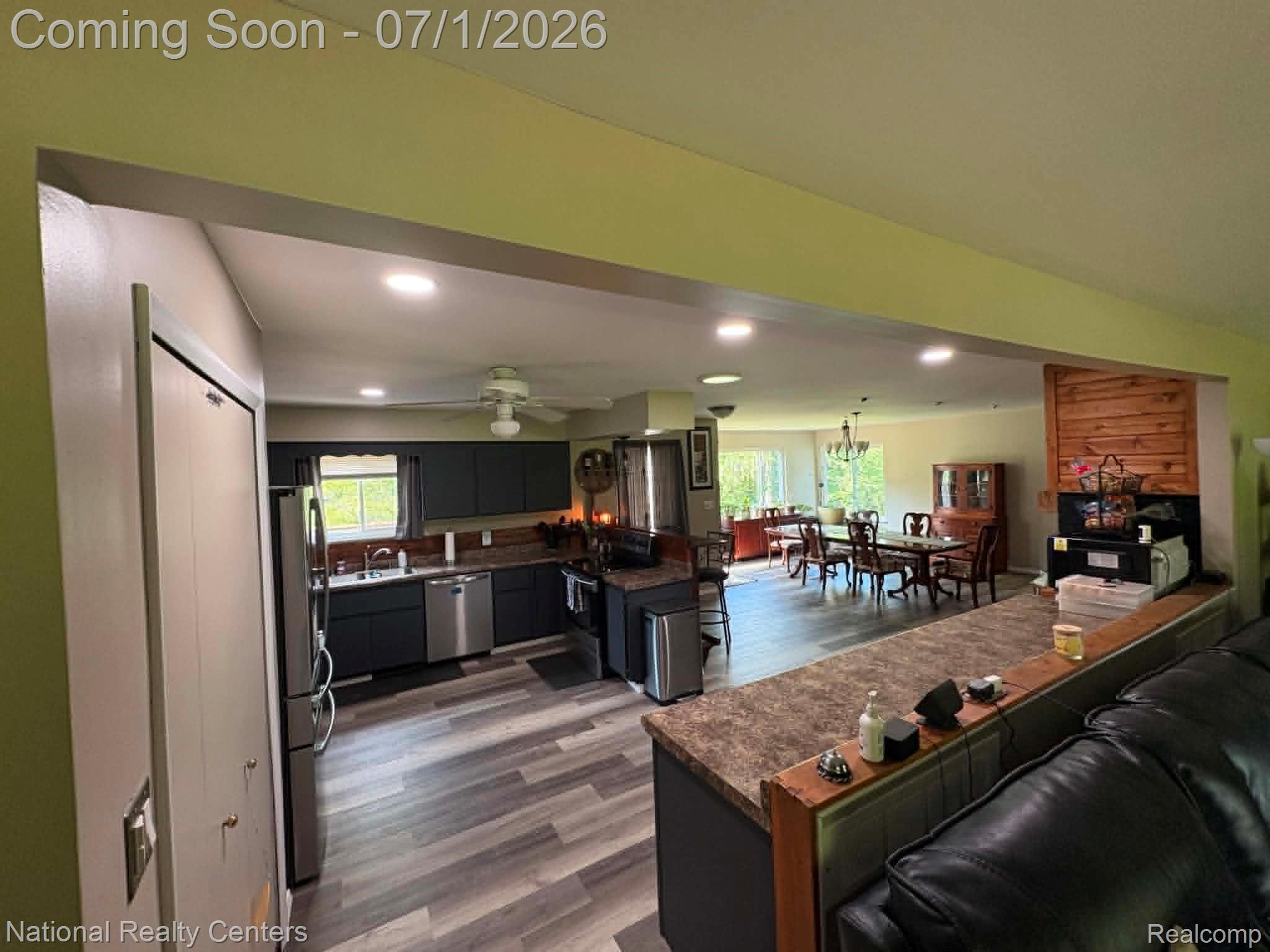 1330 Brauer Road Oxford, MI 48371 - Photo 29 of 54 kitchen and dining room.jpeg