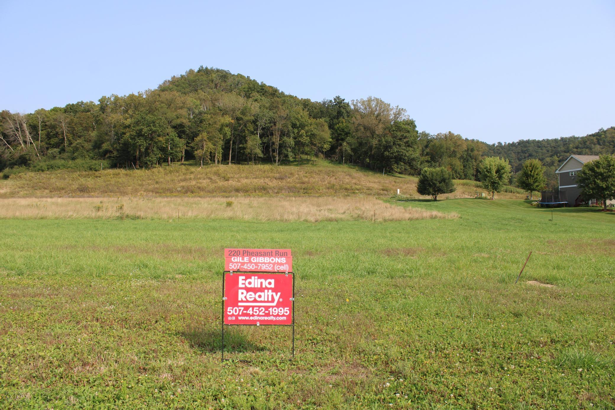 220 Pheasant Run Rollingstone, MN 55969 - Photo 11 of 13